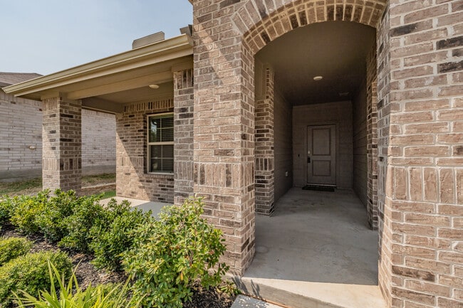 Photo - 1385 Dillard Creek Dr