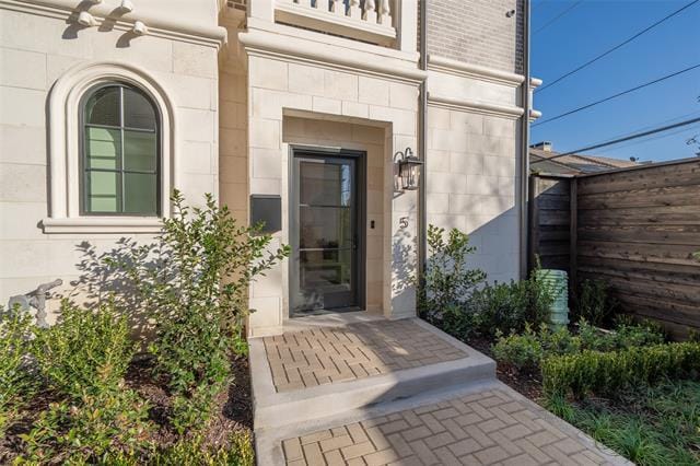 Photo - 4525 Emerson Ave Unit 5