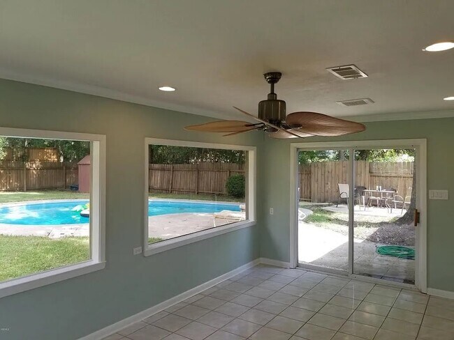 Photo - 19 Stratford Pl