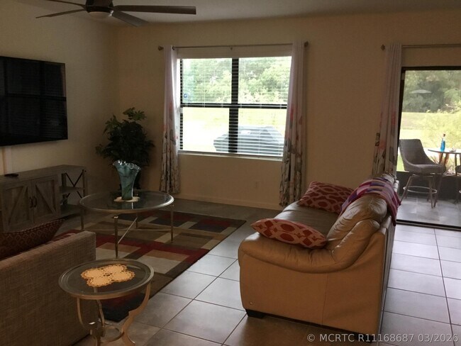 Photo - 6277 NW Regent St