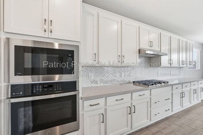 Photo - 5635 W Hayduk Rd