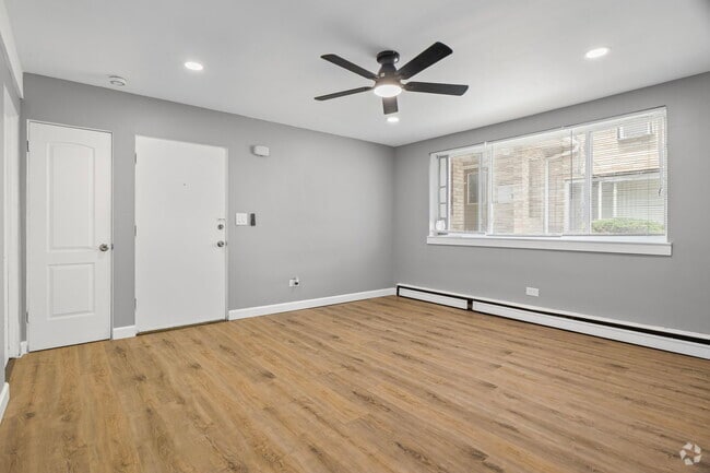 Building Photo - 1835 S 16th Ave Unit GE Rental