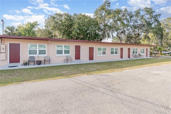 Building Photo - 1401 E Alfred St Unit 3