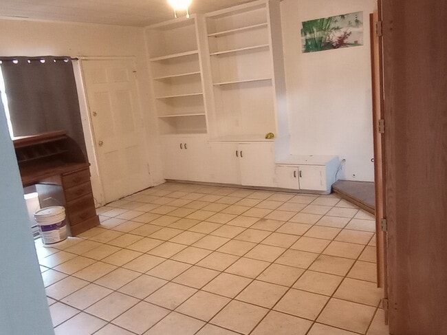 Photo - 871 E Franklin Ave