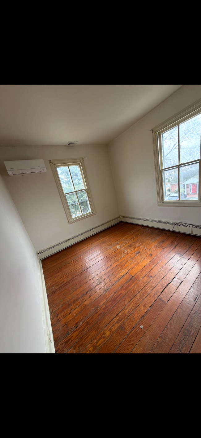 Photo - 313 North St Unit 5