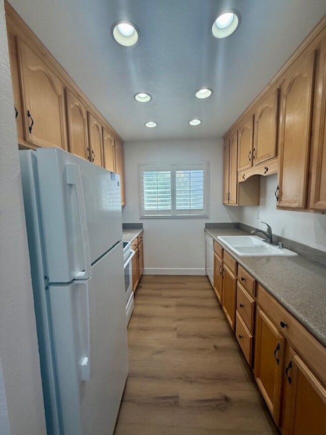 Lovely remodeled Bonita condo - Lovely remodeled Bonita condo