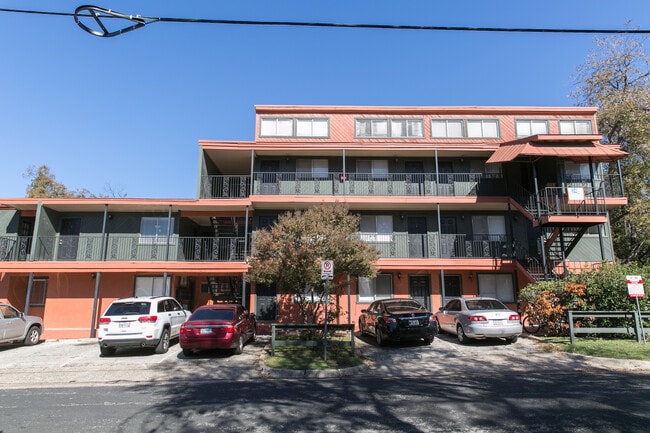 Building Photo - WESTWOOD 11