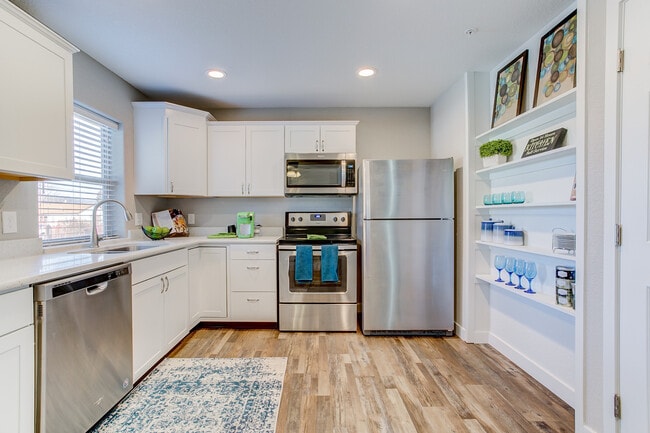 Photo - 2735 E San Miguel St Unit 101