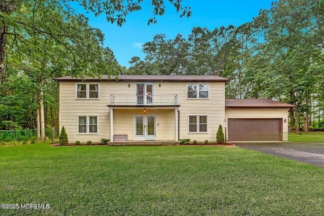 Photo - 718 E Veterans Hwy