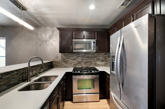 Photo - 4107 Medical Dr