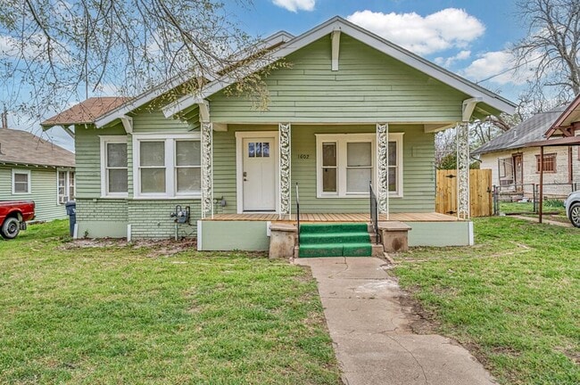 Building Photo - Newly Remodeled 4BD 2BA Home in Waco