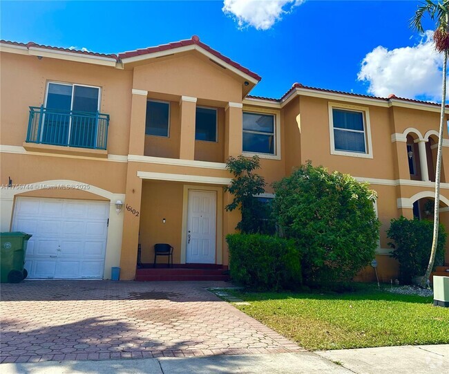 Building Photo - 16102 NW 22nd St Rental