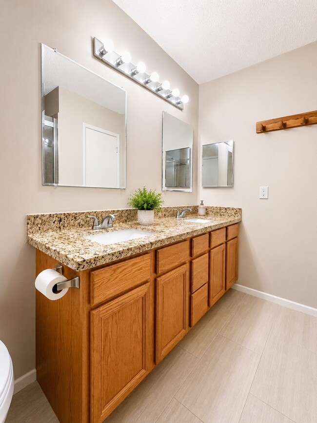 Photo - 2910 Grants Lake Blvd Unit 1008