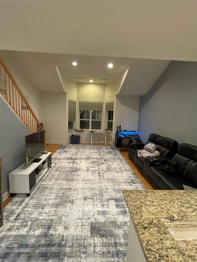 Photo - 1405 Round Pointe Dr