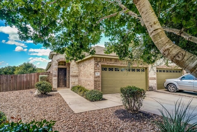 574 Creekside Frst