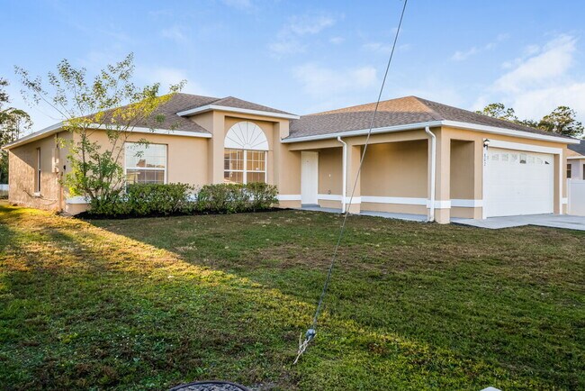 Photo - 802 Provence Way