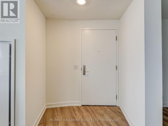 Photo - 135 E Liberty St Unit 2503