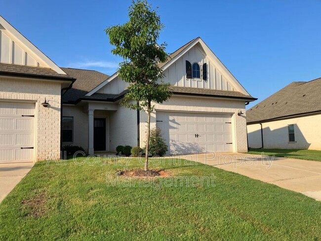 Building Photo - 132 Clift Farm Dr