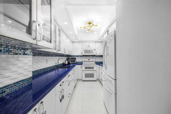 9511 Collins Ave Unit 1202
