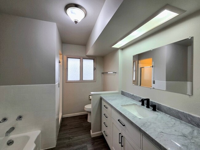 Photo - 4 Bed, 2 Bath -- Newly Renovated -- Home on Wenatchee Golf & Country Club's 16th Fairway**