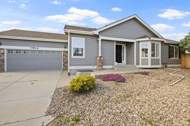 Building Photo - 626 Rolling Rock Point Rental