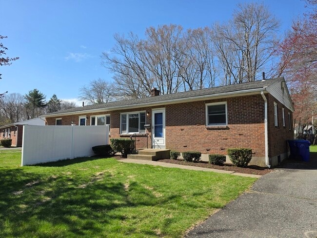 Photo - 196 Manzella Ct