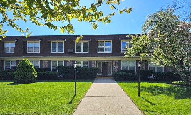 Building Photo - 350 Brainerd Ave Unit 6A