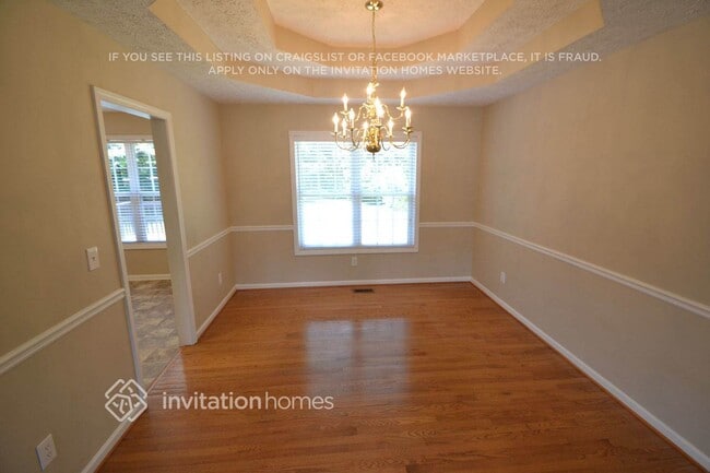 Photo - 15 Water's Edge Dr SE