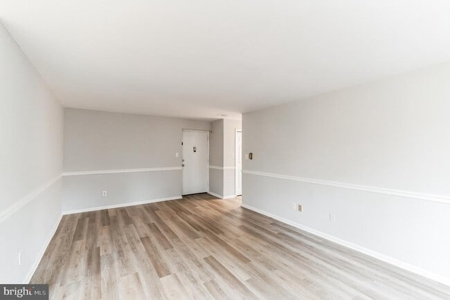 Photo - 750 S Dickerson St Unit 104
