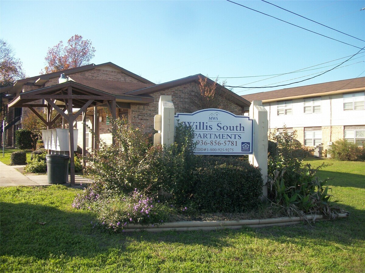 Photo - 203 E Watson St