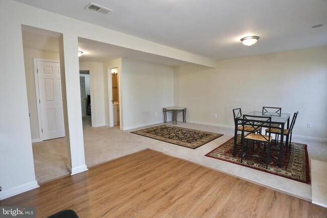 Photo - 16749 Capon Tree Ln Townhome