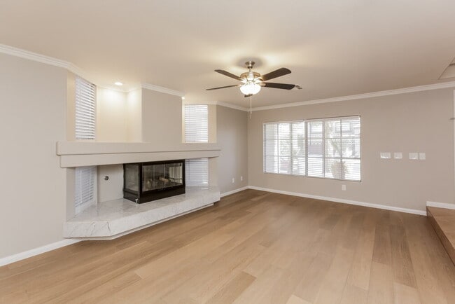 Photo - 8532 W Gilmore Ave