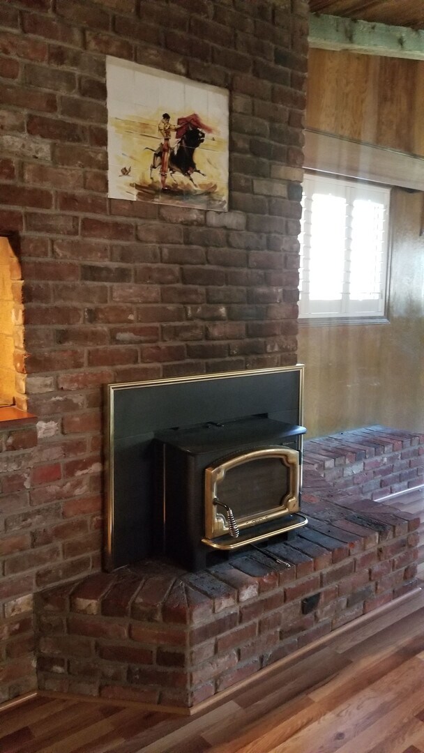 Photo - Central Roseville, Single Story Large Yard...