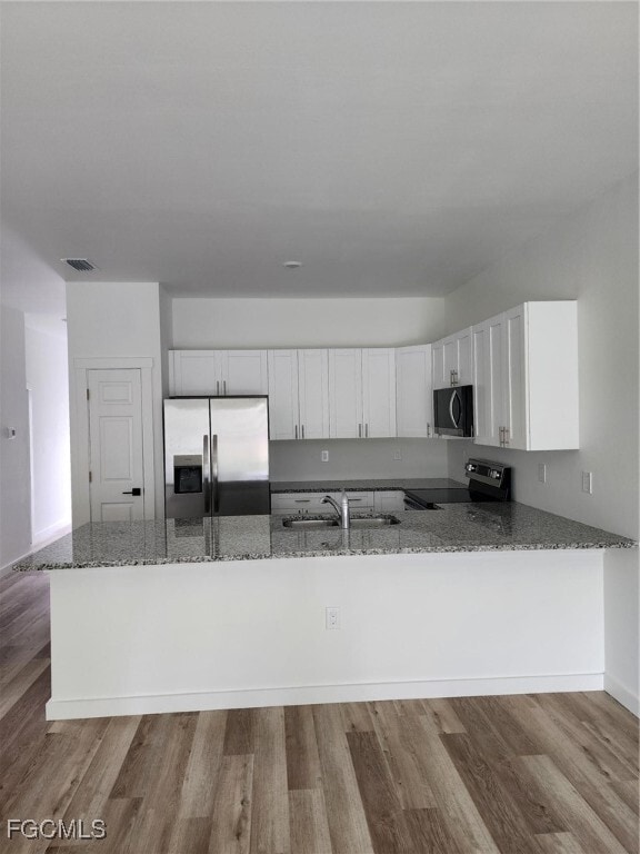 Photo - 2431 Lola Ave S