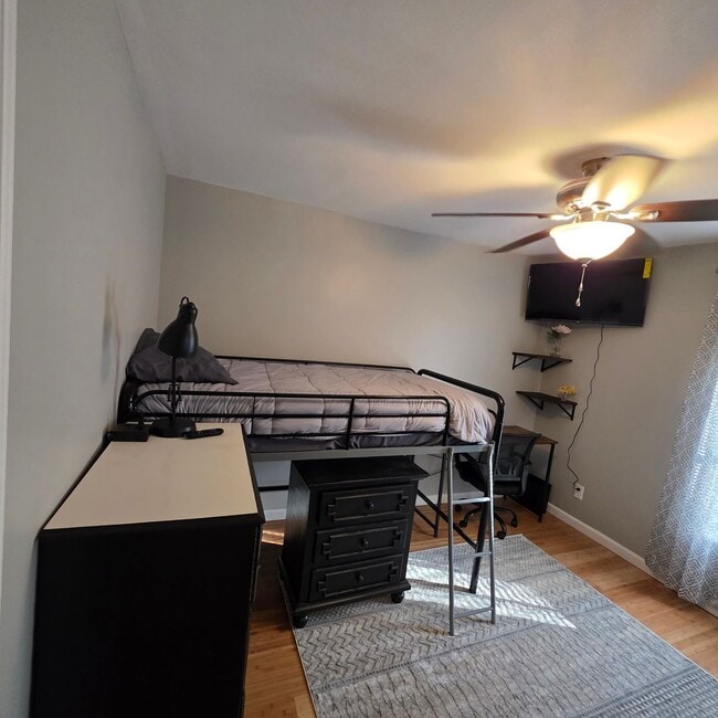 Photo - 149 Adam St Unit 2