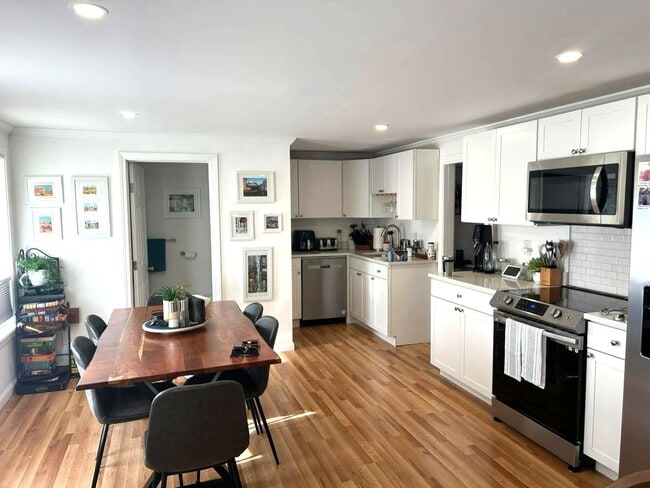 Photo - 26-30 Vine Street Unit 26 Vine