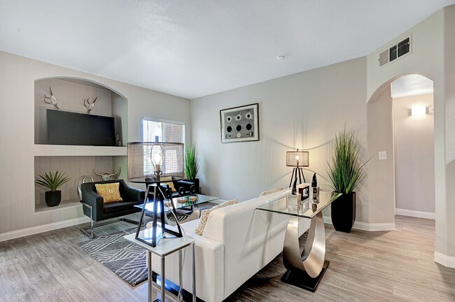 Photo - Canyon Villas Apartments