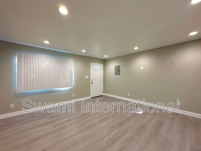 Photo - 7102 1/2 S. Figueroa St.