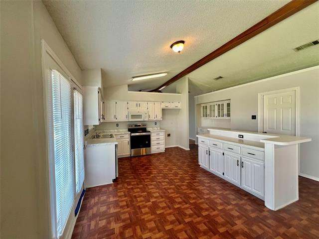 Photo - 300 W Stoneybrook Dr