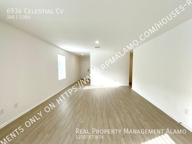 Photo - 6934 Celestial Cv