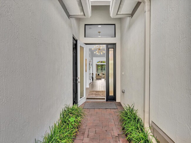 Photo - 8928 Bastille Cir E