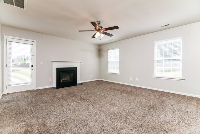 Photo - 2707 Brownlow Ct