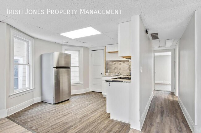 Photo - 195 Auburn Ave Unit Upper