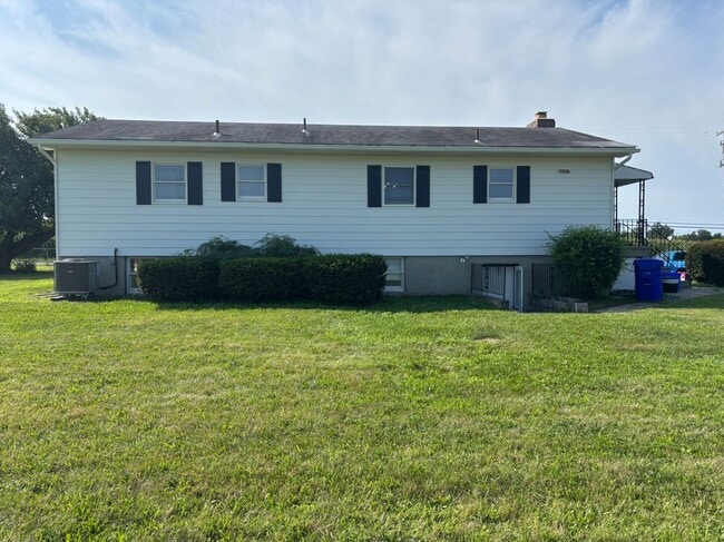 Photo - 21001 Westerly Ave
