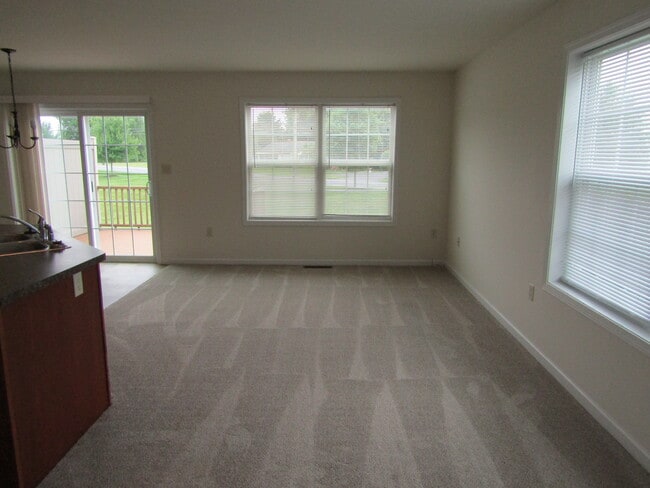 Photo - 318 Mount Olive Ln