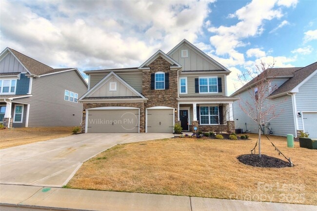 Photo - 2015 Saddlebred Dr