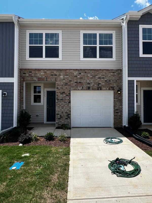 Building Photo - 123 N Chubb Rdg Rental