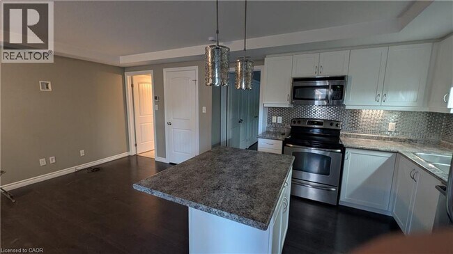Photo - 1460 Highland Rd W Unité 5D