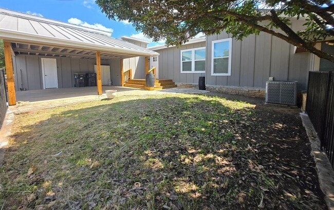 Photo - 22101 400 Ave