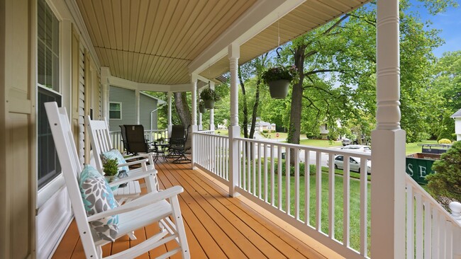 Photo - Newly Renovated 5 Bedroom Home With Country Porch!